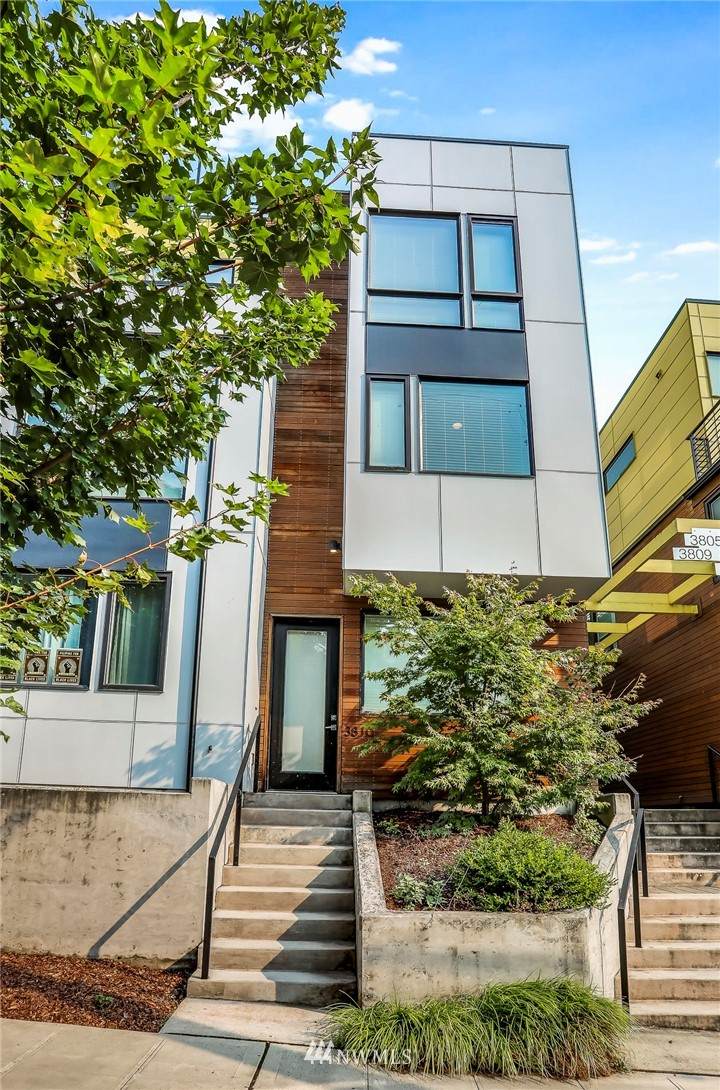 3810 Fremont Avenue - Photo 1