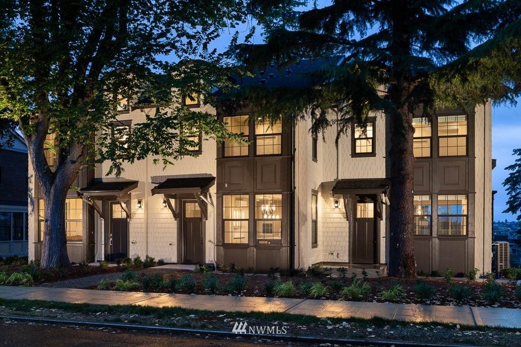 2130 10th Avenue - Photo 1