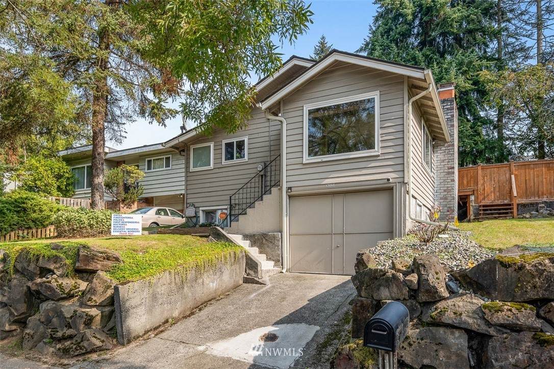 13008 35th Avenue - Photo 1
