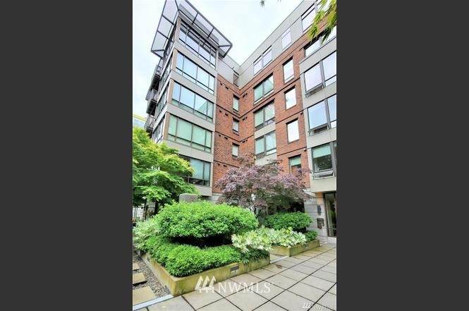 4547 8th Avenue - Photo 1