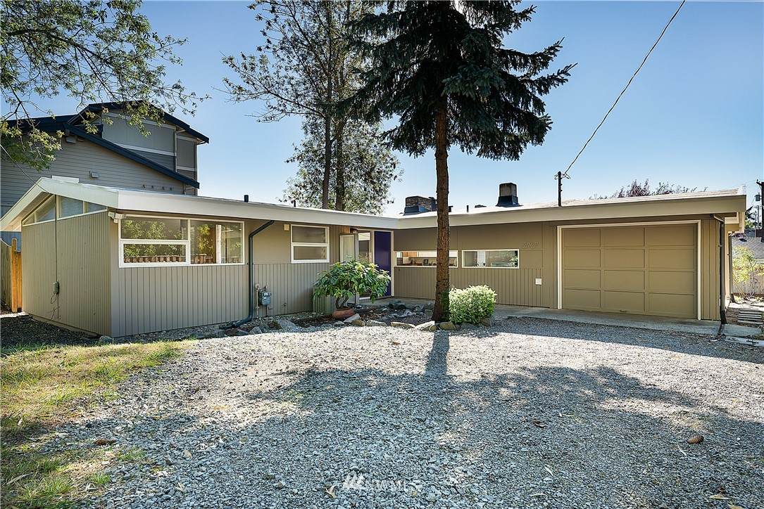 2727 64th Avenue - Photo 1