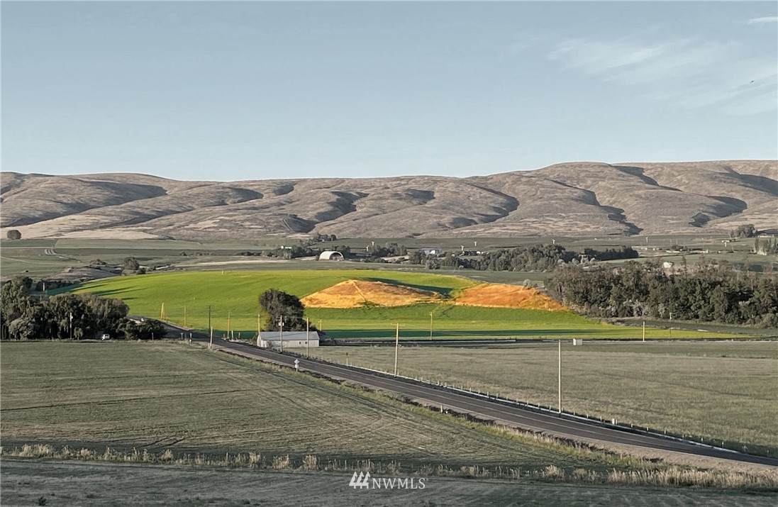 4684 Upper Badger Road - Photo 1