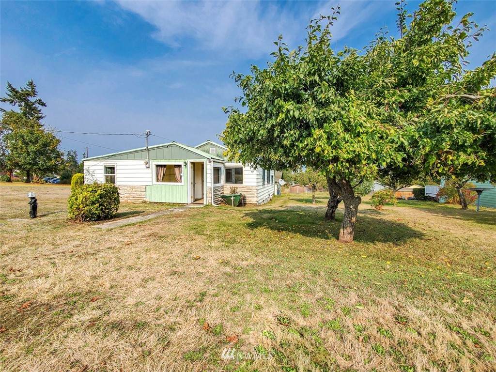 1037 14th Street - Photo 1