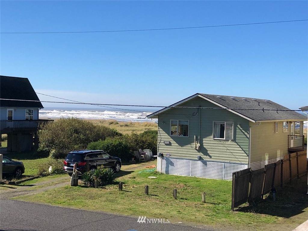 4865 Pacific Avenue - Photo 1