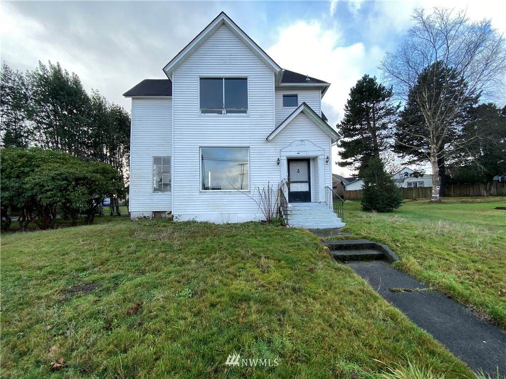 617 L Street - Photo 1