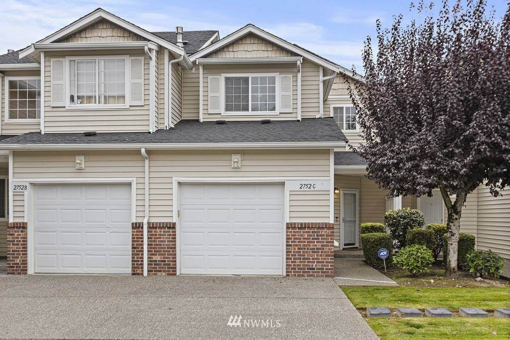 2752 Diamond Loop - Photo 1