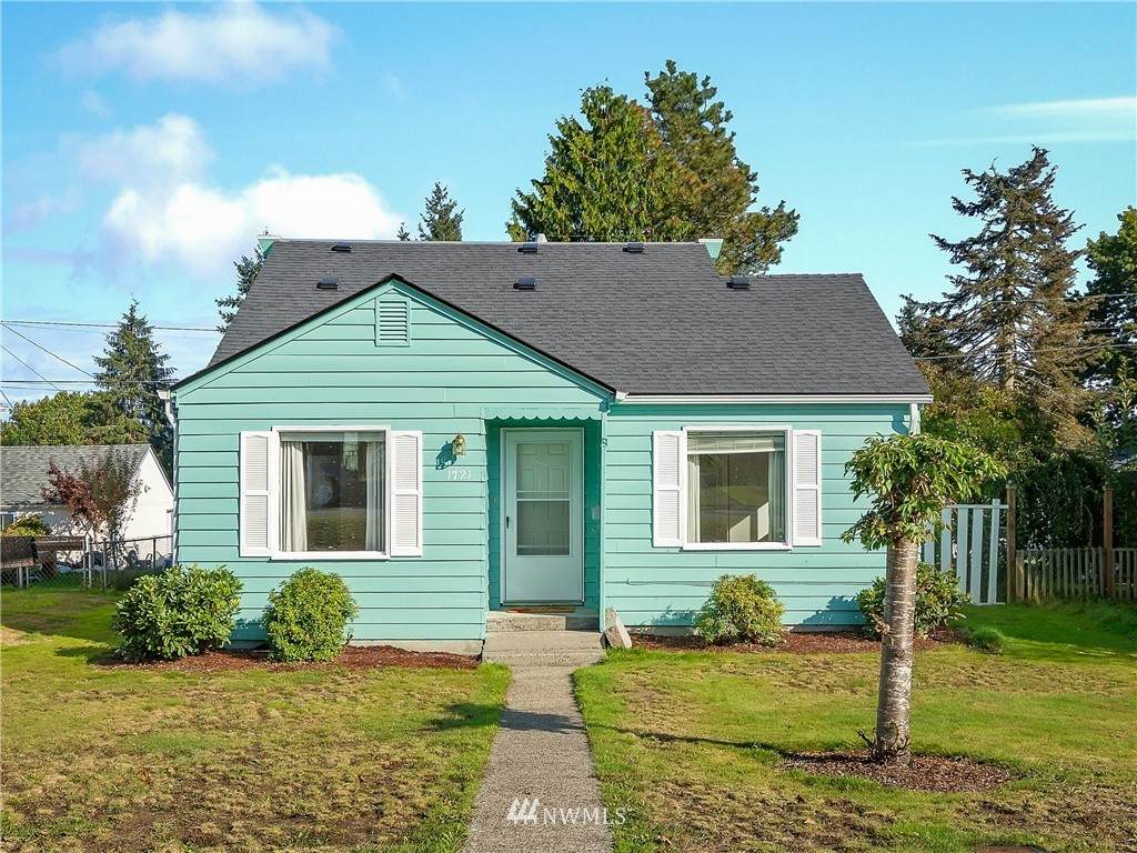 1721 Cedar Street - Photo 1
