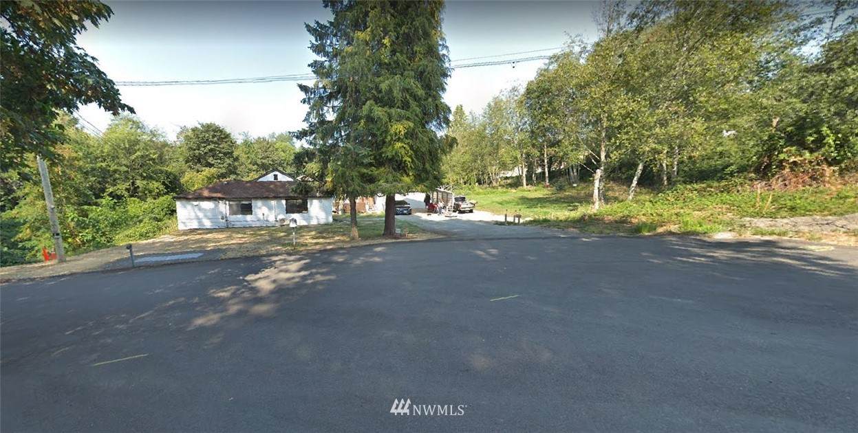 13223 84th Avenue - Photo 1