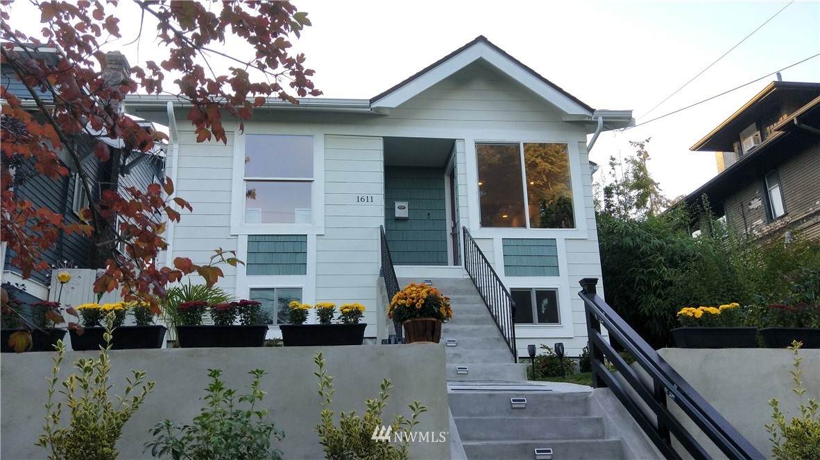 1611 26th Avenue - Photo 1