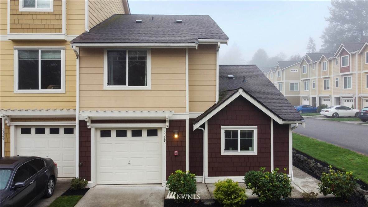 5328 147th Street Ct - Photo 1