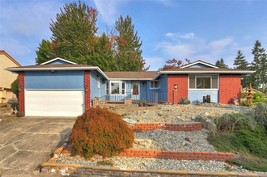 17046 158th Avenue - Photo 1