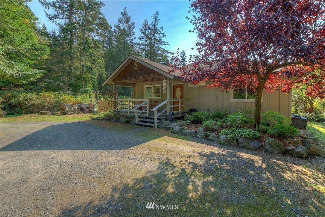 1960 Enchanted Forest Road - Photo 1