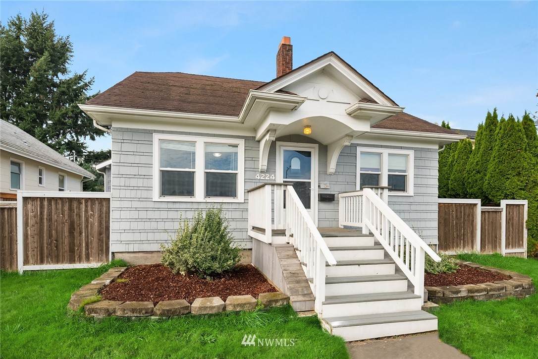 4224 Rucker Avenue - Photo 1