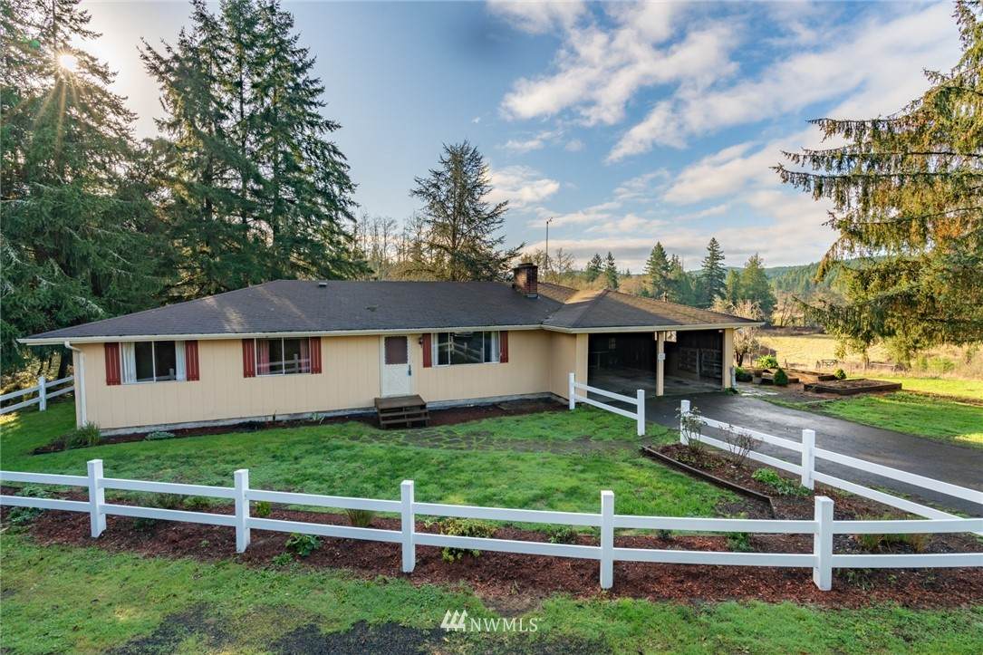 2840 King Road - Photo 1