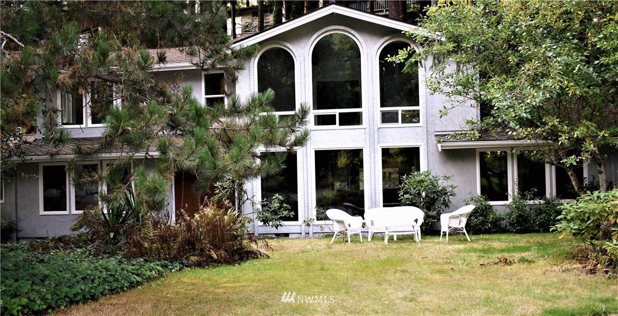 901 Brentwood Place - Photo 1