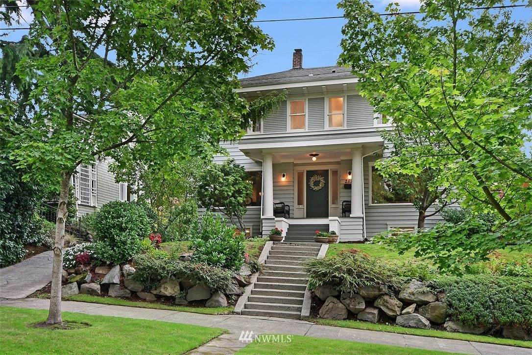 2822 31st Avenue - Photo 1