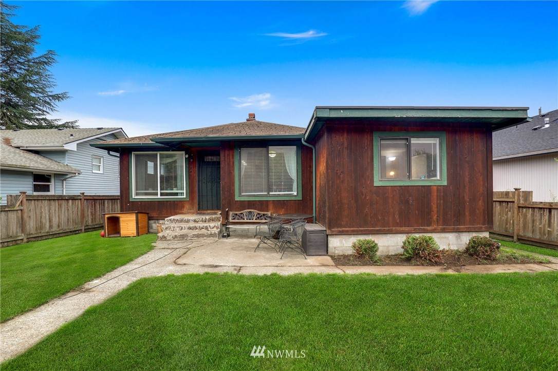 7242 D Street - Photo 1
