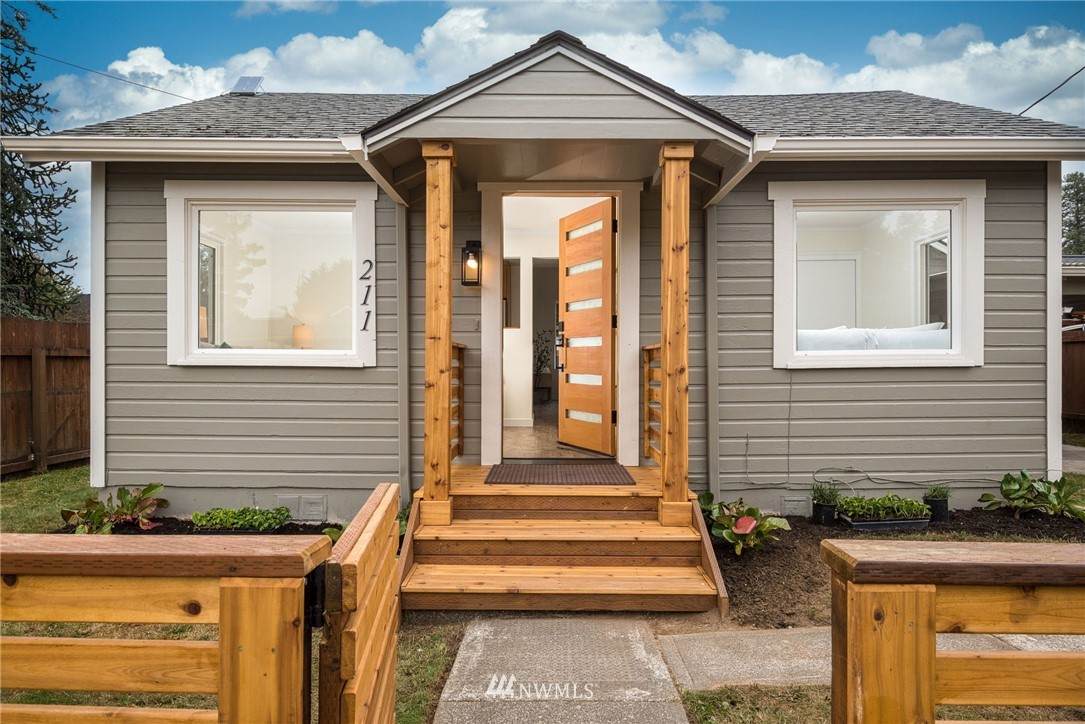 211 Powell Street - Photo 1