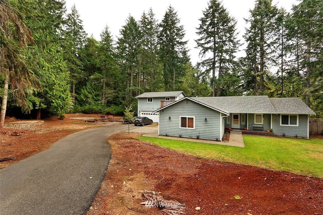 10113 136th Avenue - Photo 1