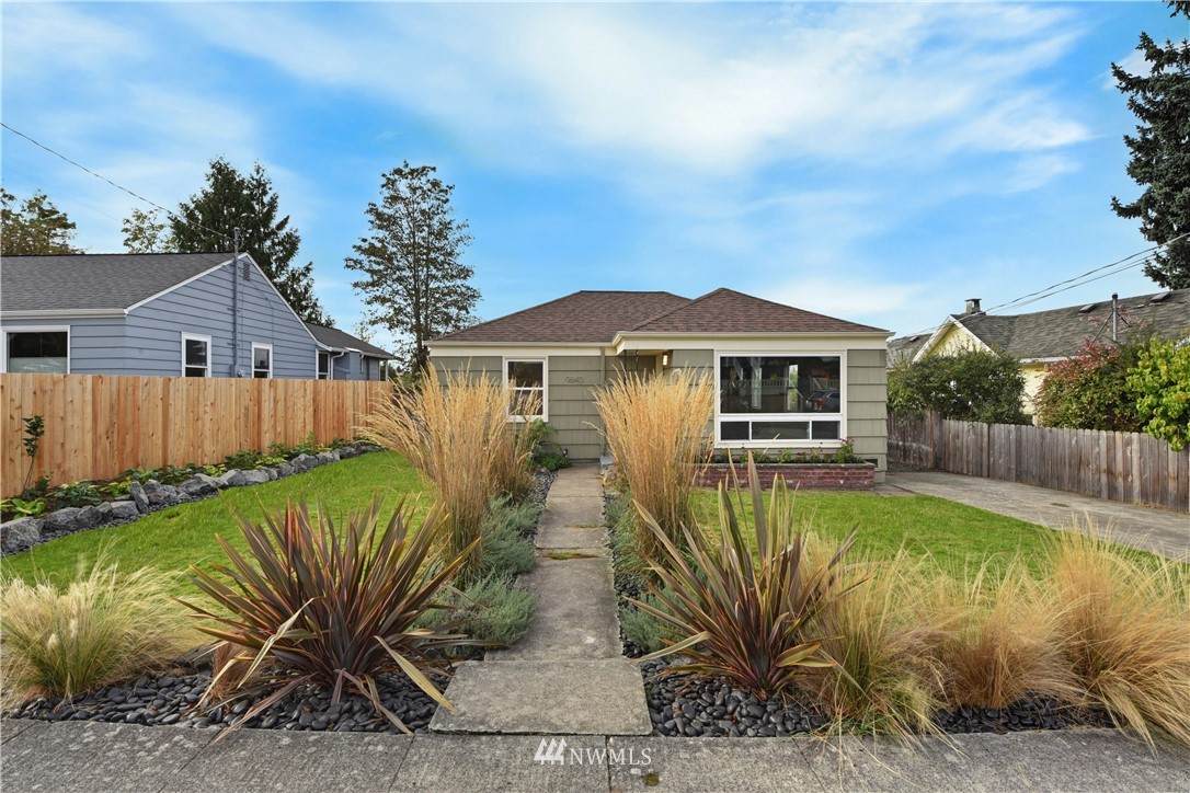 9843 61st Avenue - Photo 1
