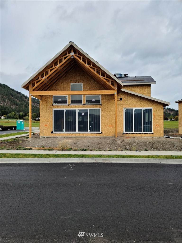 202 Pinegrass Street - Photo 1