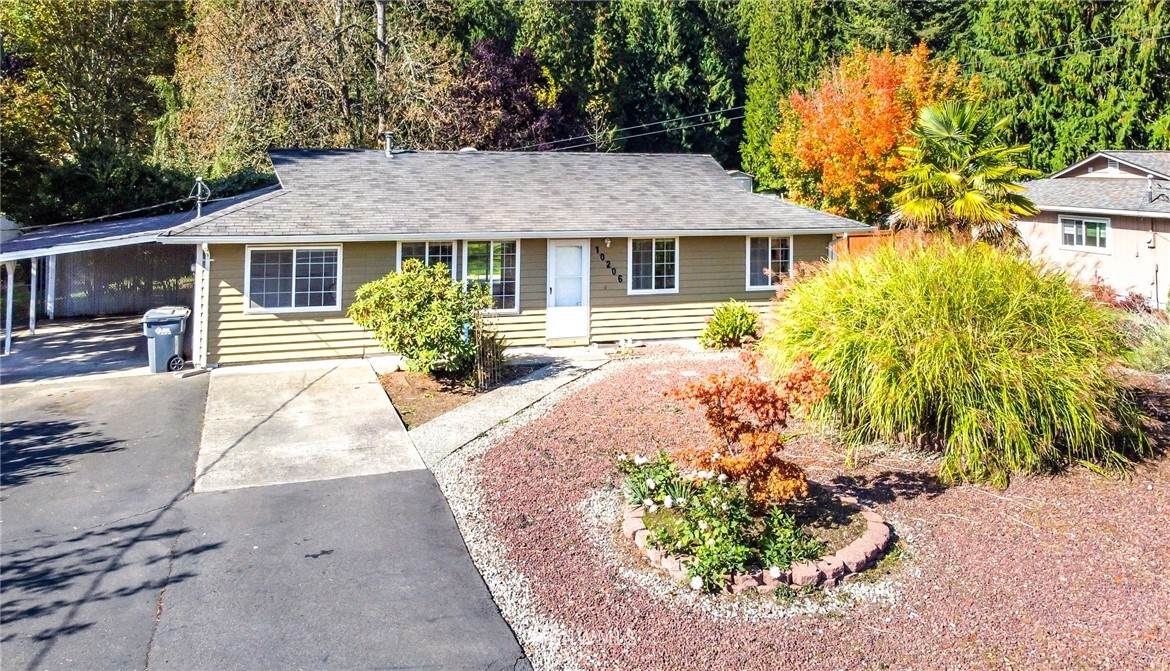 10206 Angeline Rd E - Photo 1