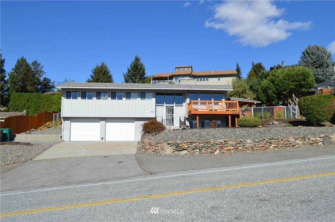 1731 9th Street - Photo 1