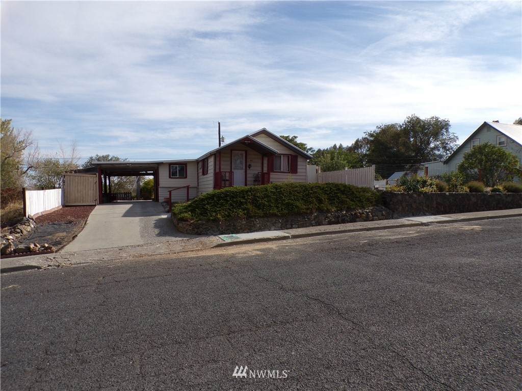 42 Fir Street - Photo 1