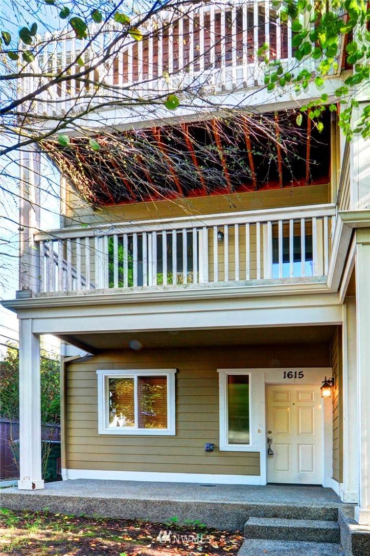 1615 Barton Street - Photo 1
