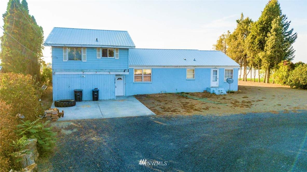 3910 Lakeshore Drive - Photo 1
