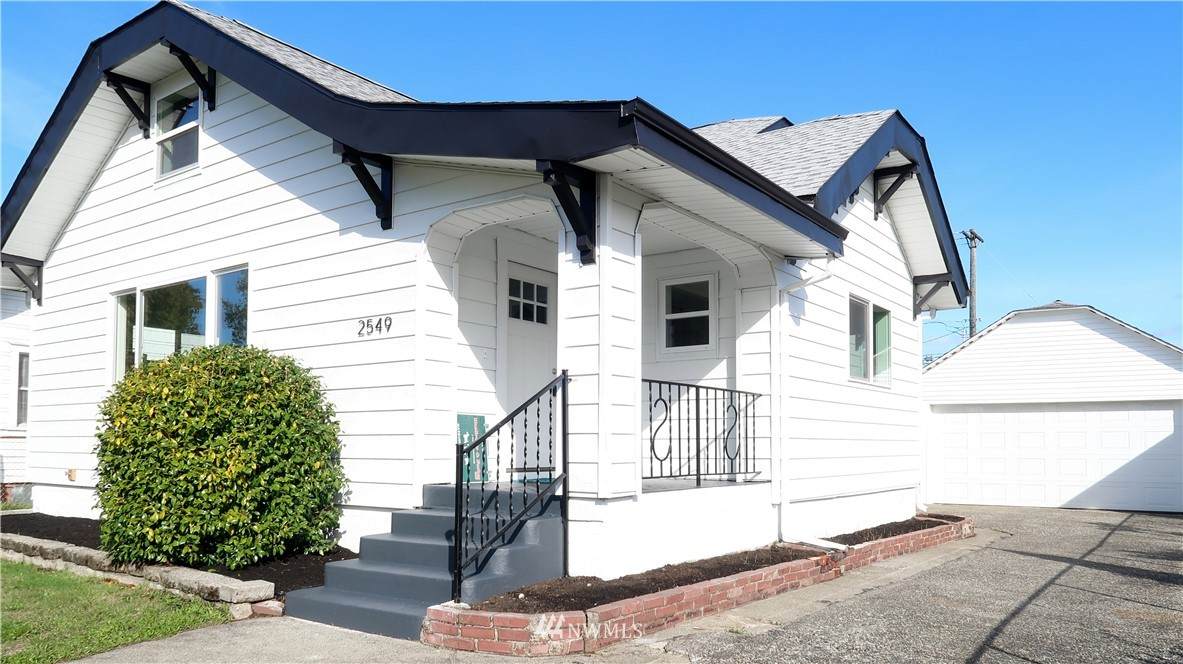 2549 L Street - Photo 1