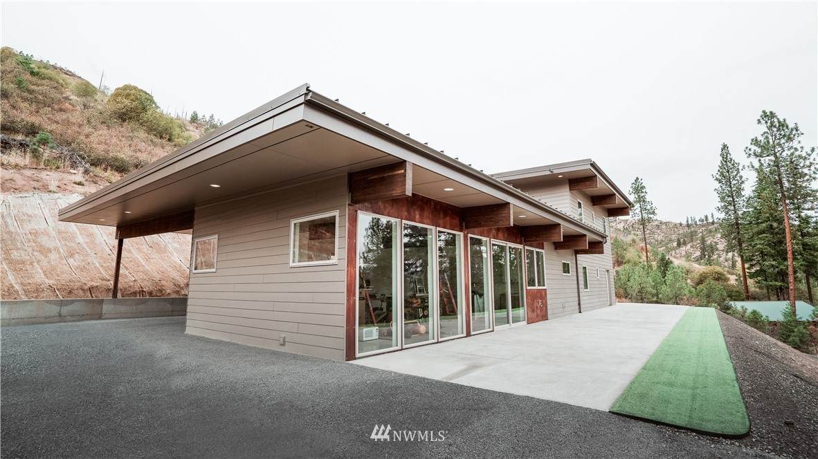 5674 Mountain Lane - Photo 1