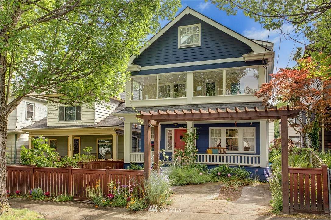 1118 33rd Avenue - Photo 1