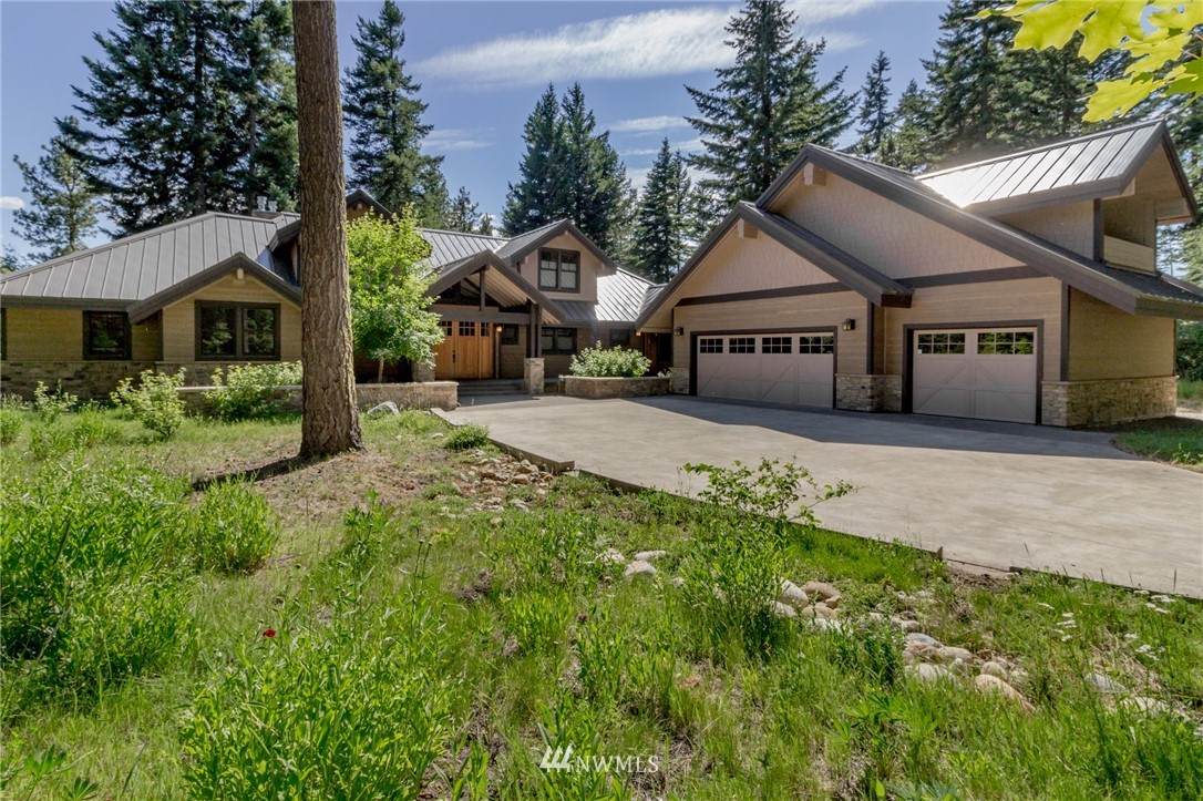 990 Pinegrass Loop - Photo 1