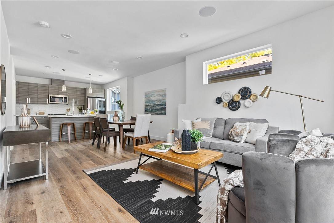 6633 Carleton Avenue - Photo 1