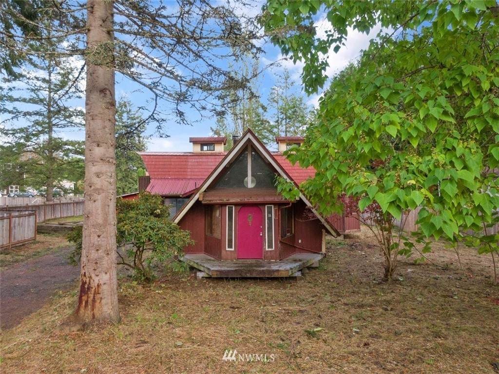 208 Skywall Drive - Photo 1