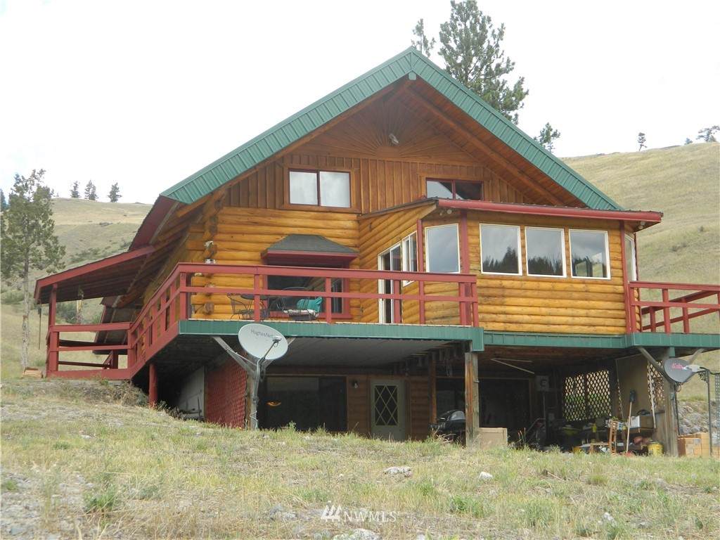 681 Toroda Creek Road - Photo 1
