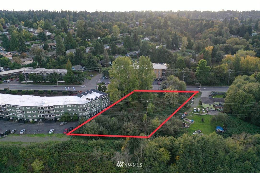 10128 Des Moines Memorial Drive - Photo 1