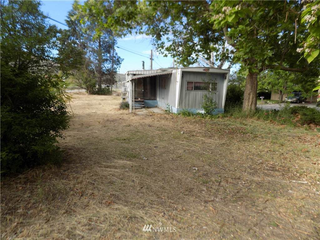 19 Tonasket Shop Road - Photo 1