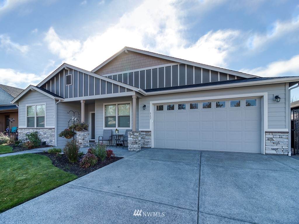 117 Zephyr Drive - Photo 1