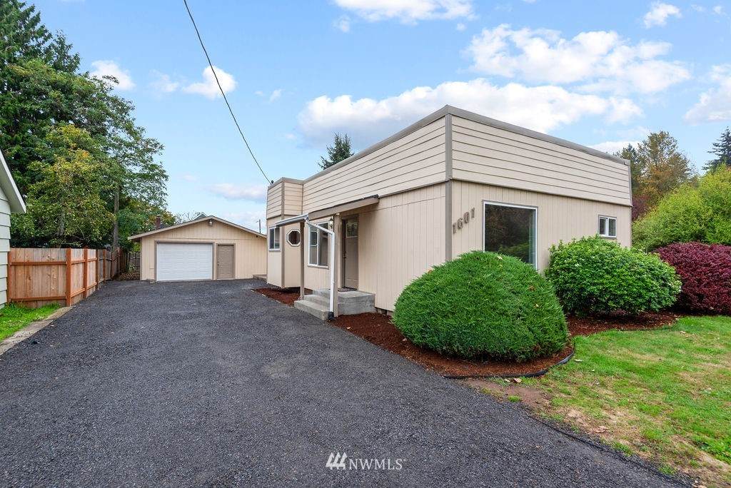 1601 Kinnear - Photo 1