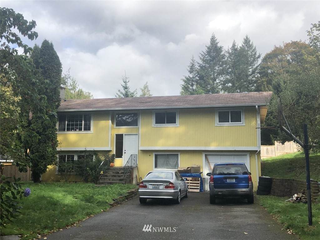 8007 69th Street - Photo 1