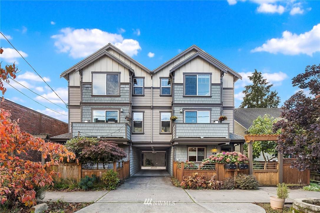 607 77th Street - Photo 1