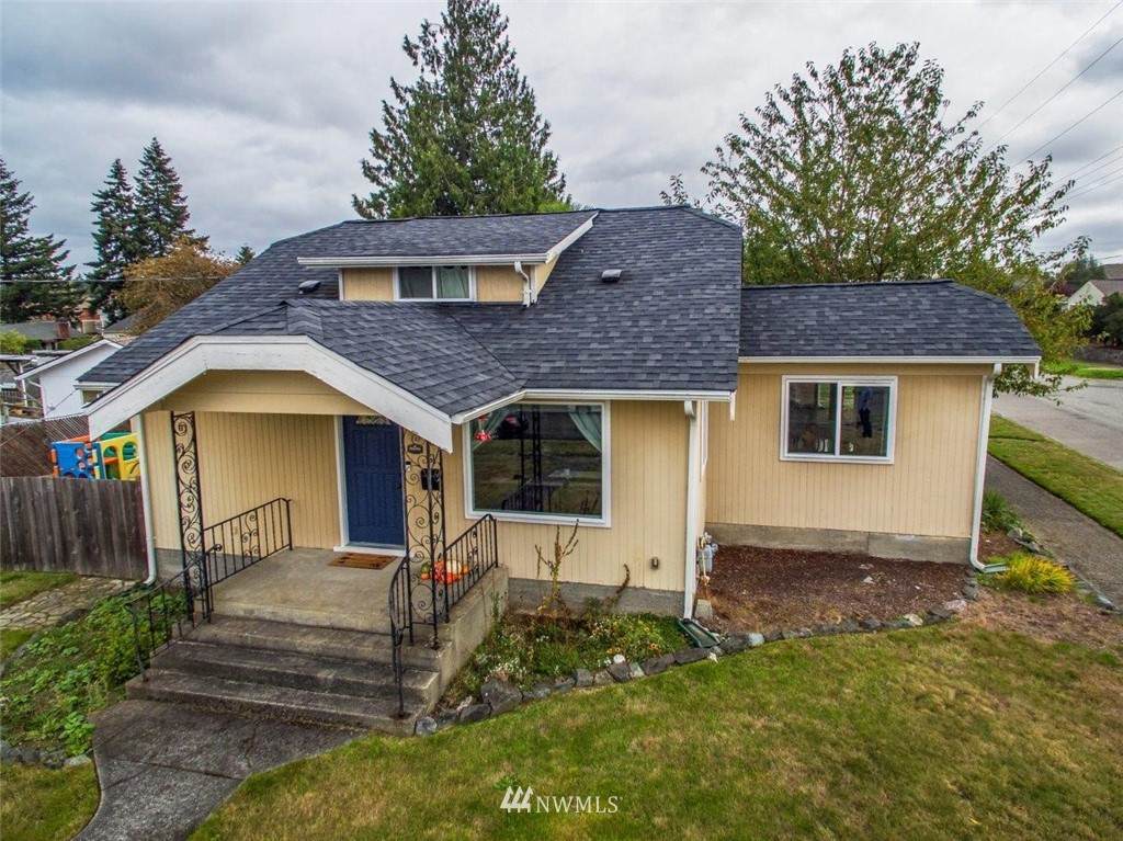 1625 Adams Street - Photo 1