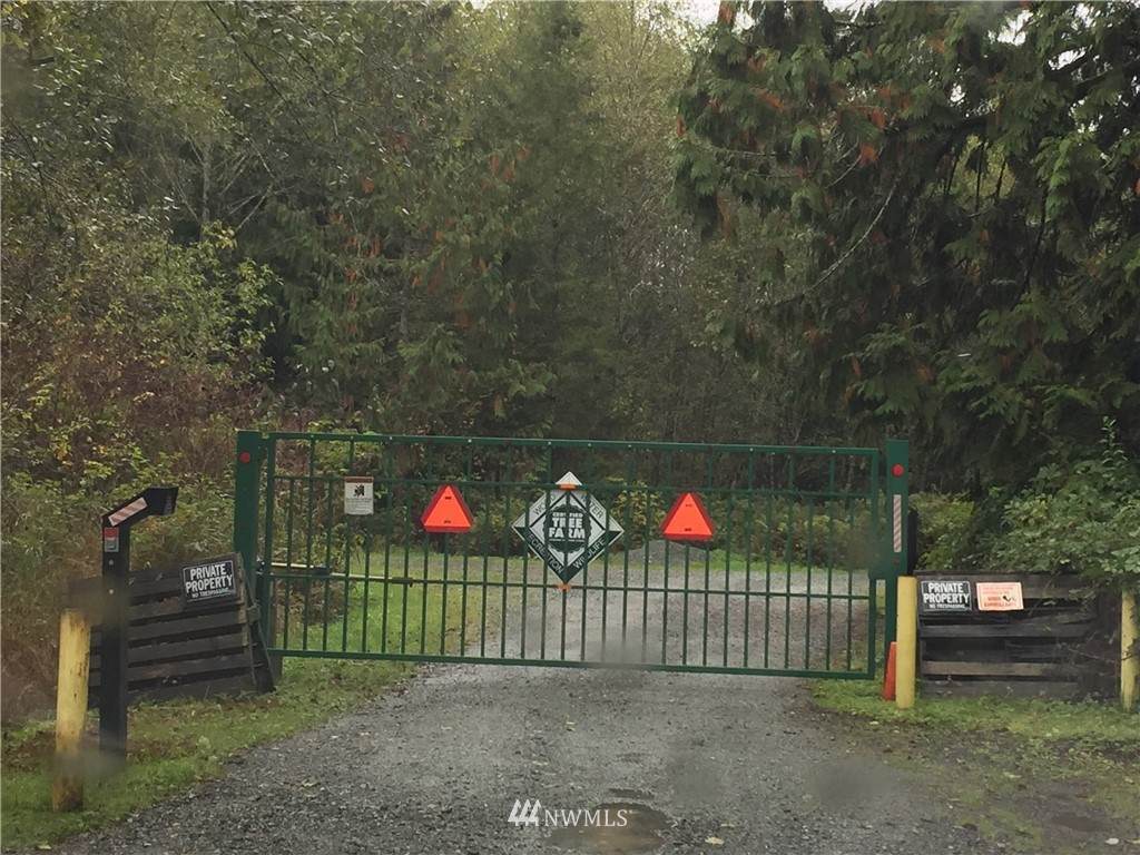 7900 Woods Lake Road - Photo 1