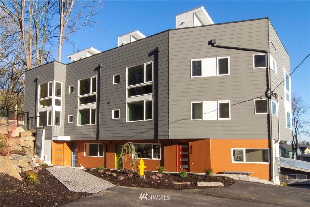 2806 Alaska Place - Photo 1