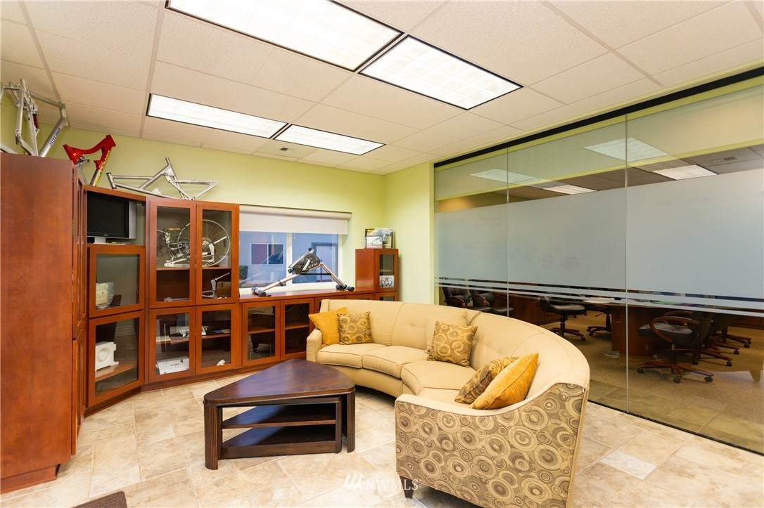 873 Hinotes Court - Photo 1