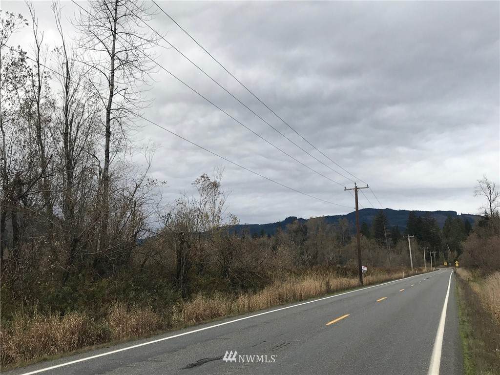 4223 Valley Highway - Photo 1