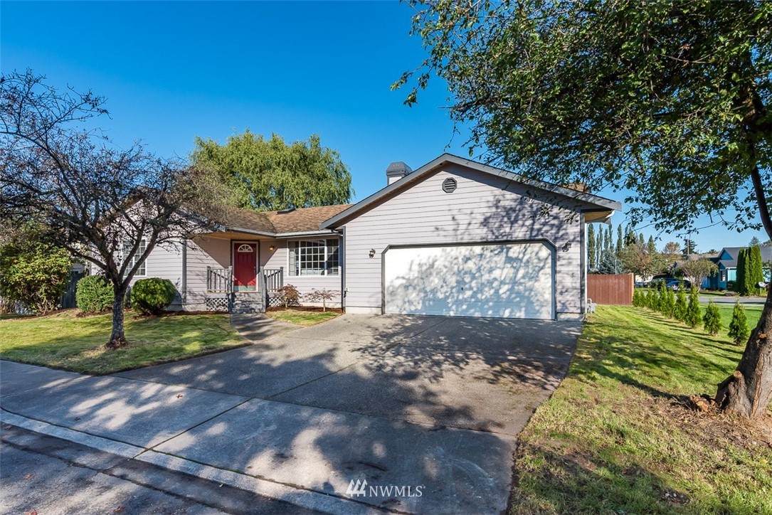 1203 Oak Place - Photo 1