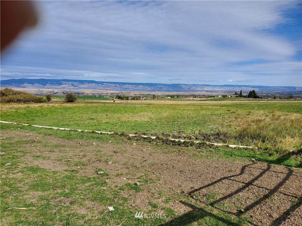 721 Westridge Lane - Photo 1